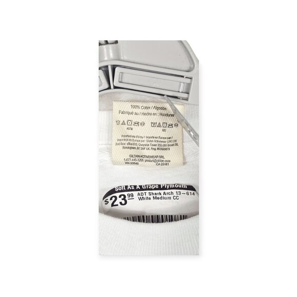 🛍️ Comfort Colors Cape Cod Shark T-Shirt - Men's Medium - White - Picture 8 of 9